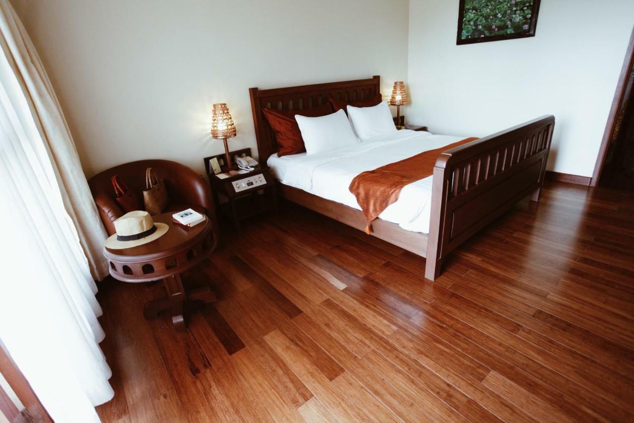Royal Angkor Resort & Spa Siem Reap Exteriör bild